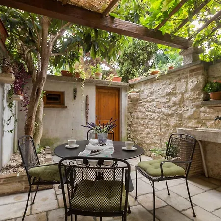 In Porec/istrien 9914 Апартаменты Пореч